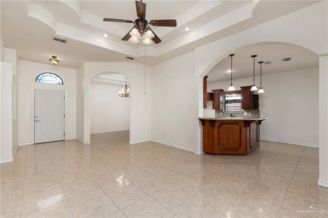 1502 N Popotillo Avenue, Edinburg, TX 78541