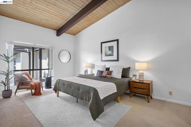 19100 Crest Ave 66, Castro Valley, CA 94546