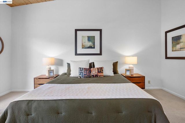 19100 Crest Ave 66, Castro Valley, CA 94546