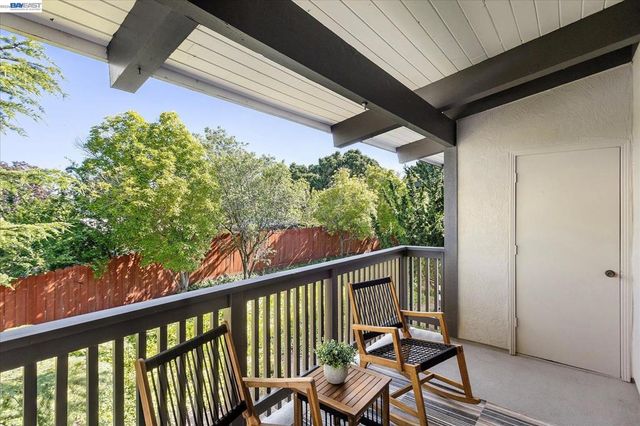 19100 Crest Ave 66, Castro Valley, CA 94546