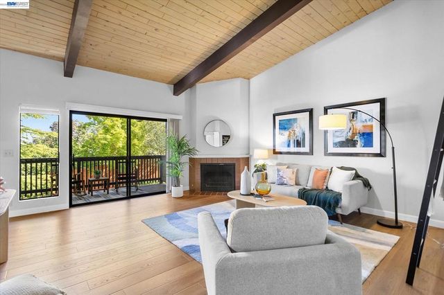 19100 Crest Ave 66, Castro Valley, CA 94546