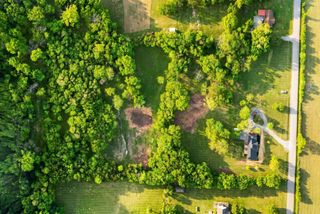 1900 Rocky Valley Rd, Lebanon, TN 37090
