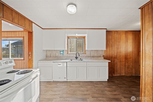 6222 S Warner Street, Tacoma, WA 98409