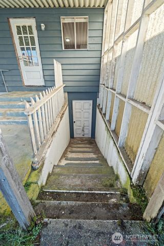 6222 S Warner Street, Tacoma, WA 98409