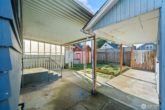 6222 S Warner Street, Tacoma, WA 98409