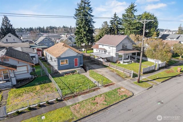6222 S Warner Street, Tacoma, WA 98409