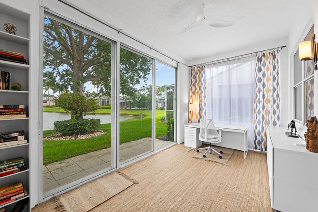 7825 Aberdeen Lakes Drive, Boynton Beach, FL 33472