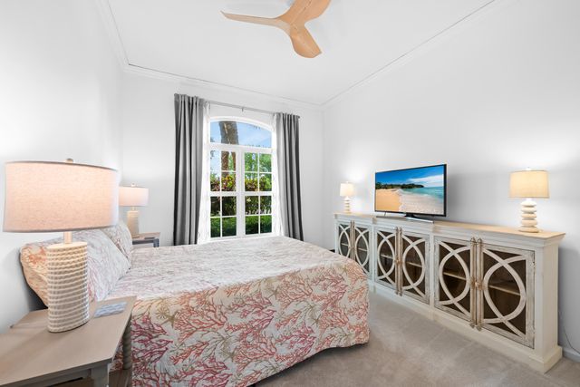 7825 Aberdeen Lakes Drive, Boynton Beach, FL 33472