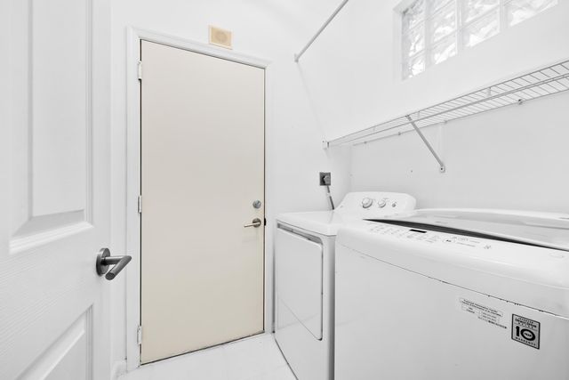 7825 Aberdeen Lakes Drive, Boynton Beach, FL 33472