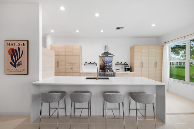 7825 Aberdeen Lakes Drive, Boynton Beach, FL 33472