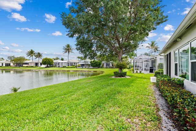 7825 Aberdeen Lakes Drive, Boynton Beach, FL 33472