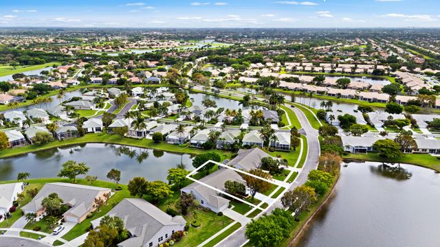 7825 Aberdeen Lakes Drive, Boynton Beach, FL 33472