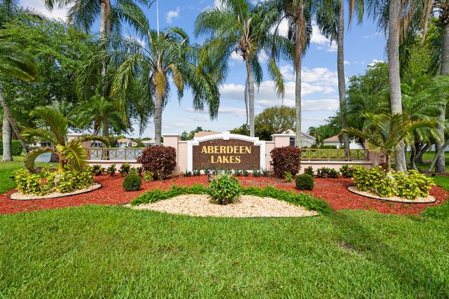 7825 Aberdeen Lakes Drive, Boynton Beach, FL 33472