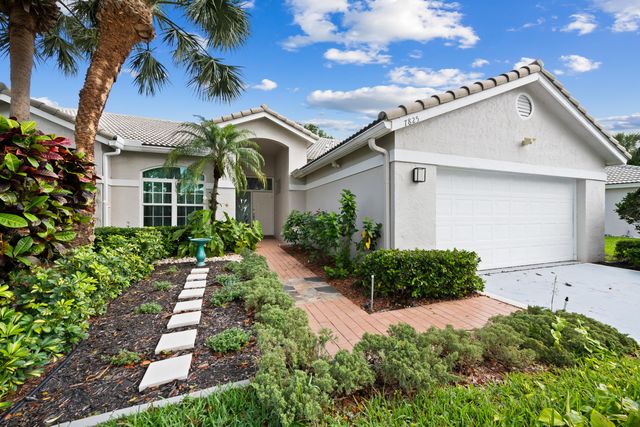 7825 Aberdeen Lakes Drive, Boynton Beach, FL 33472