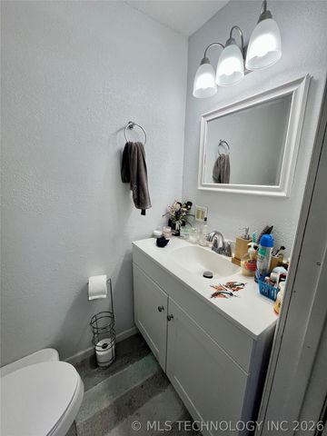 9248 S 40th Street W, Oktaha, OK 74450