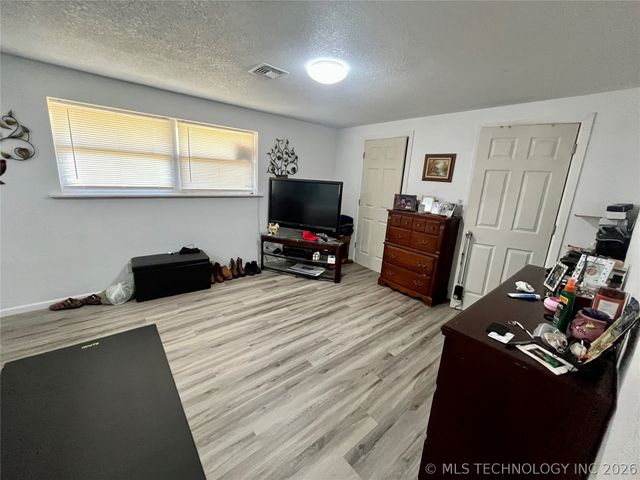 9248 S 40th Street W, Oktaha, OK 74450