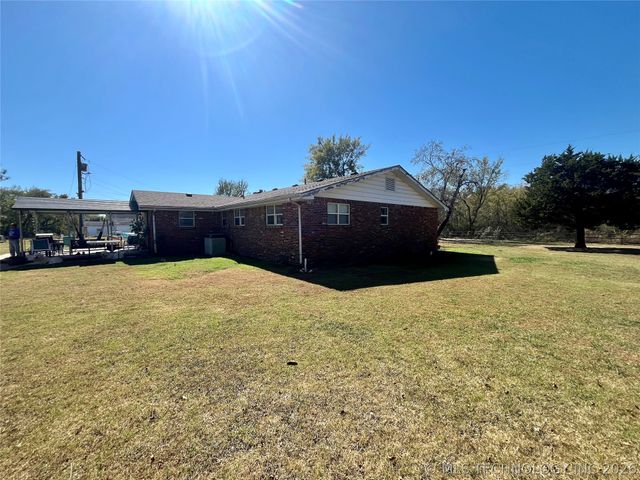 9248 S 40th Street W, Oktaha, OK 74450