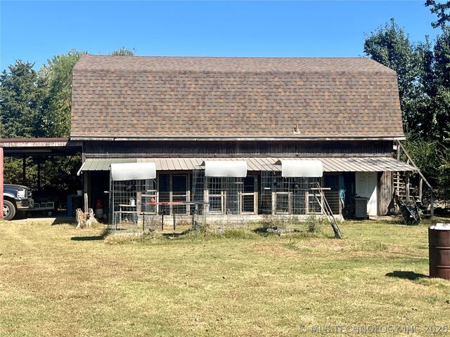 9248 S 40th Street W, Oktaha, OK 74450