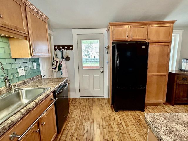724 W OKLAHOMA STREET, Appleton, WI 54915