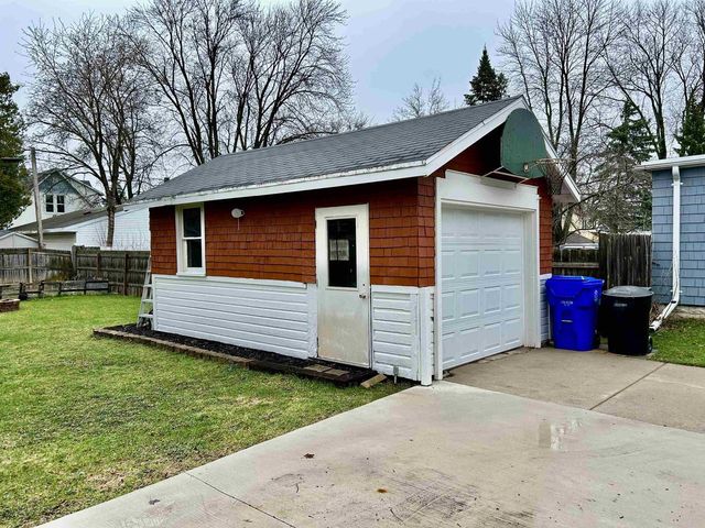 724 W OKLAHOMA STREET, Appleton, WI 54915