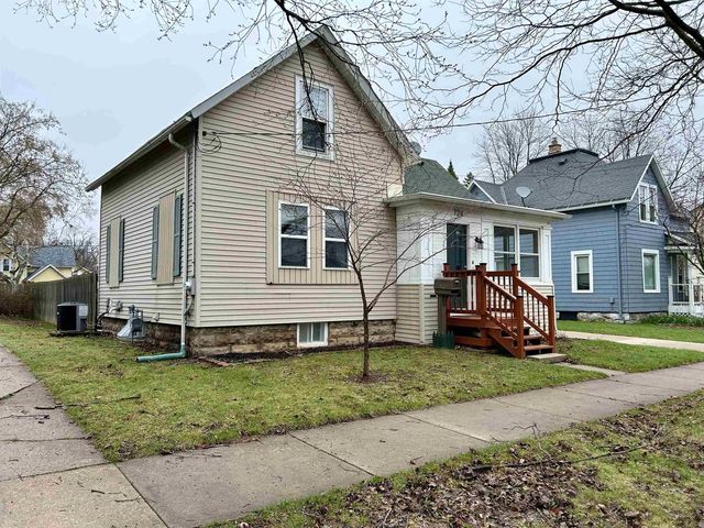 724 W OKLAHOMA STREET, Appleton, WI 54915