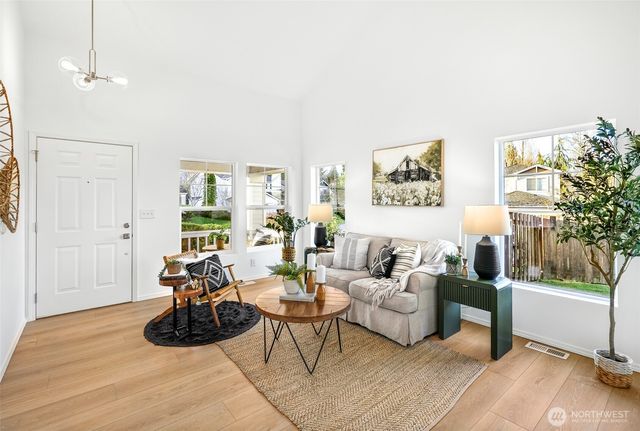 12831 64th Avenue SE, Snohomish, WA 98296