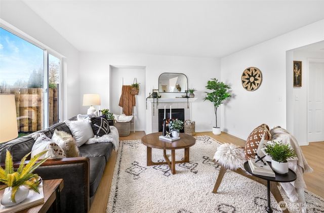 12831 64th Avenue SE, Snohomish, WA 98296