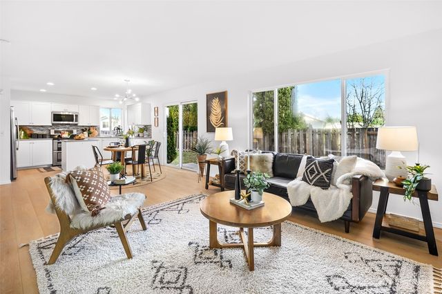 12831 64th Avenue SE, Snohomish, WA 98296