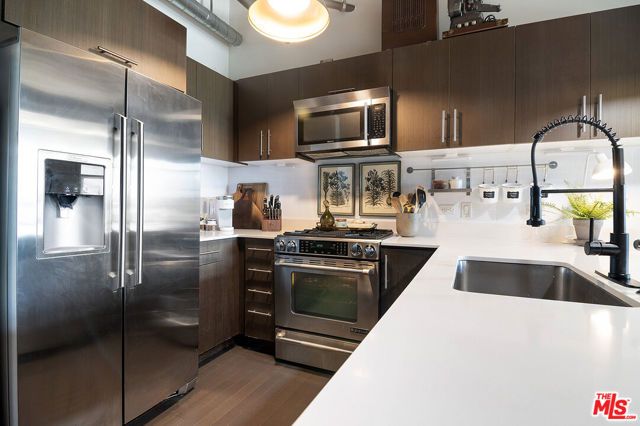 530 S Hewitt Street 356, Los Angeles, CA 90013