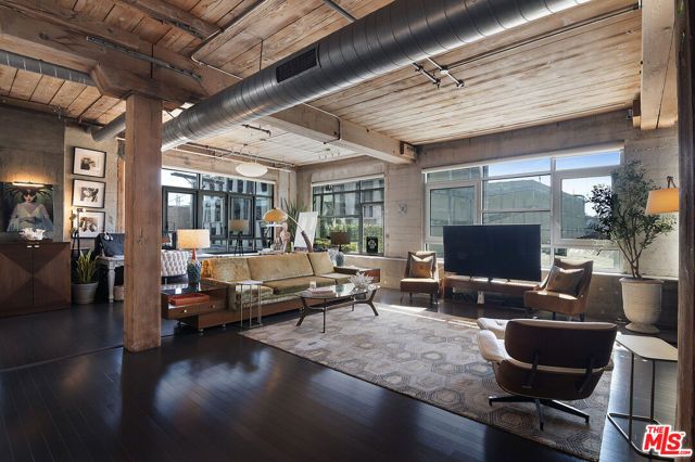 530 S Hewitt Street 356, Los Angeles, CA 90013