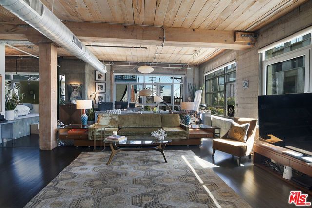 530 S Hewitt Street 356, Los Angeles, CA 90013