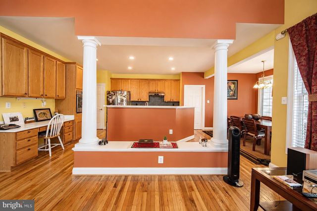 309 TREEMONT WAY, Rockville, MD 20850