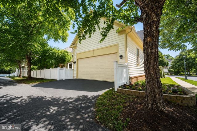 309 TREEMONT WAY, Rockville, MD 20850