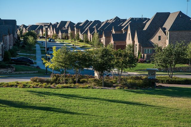 402 San Marcos Drive, Irving, TX 75039