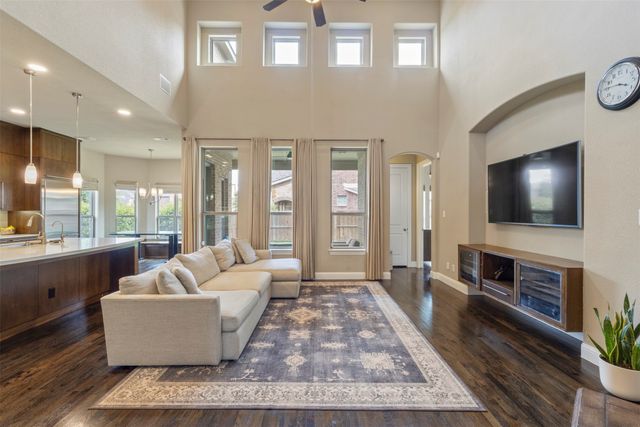 402 San Marcos Drive, Irving, TX 75039