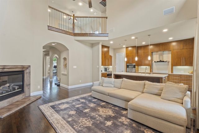 402 San Marcos Drive, Irving, TX 75039
