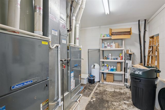 825 Leonard Street, Grand Rapids, MI 49503