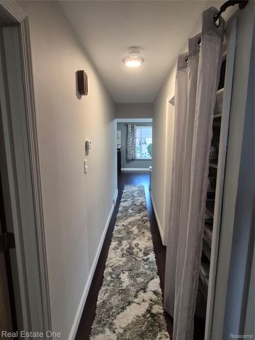 8312 Ziegler Street, Taylor, MI 48180