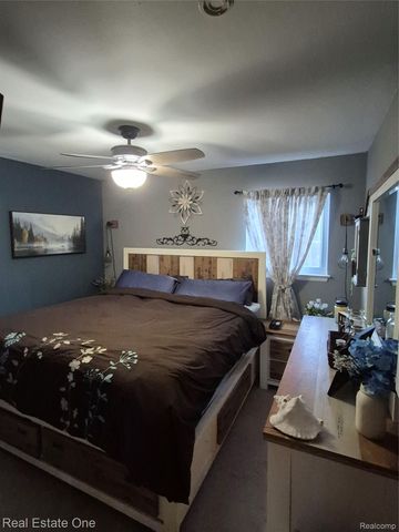 8312 Ziegler Street, Taylor, MI 48180