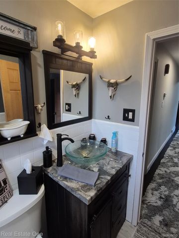 8312 Ziegler Street, Taylor, MI 48180