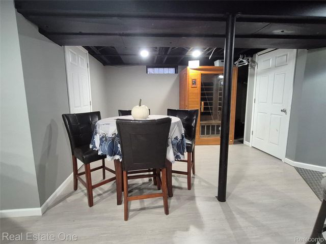 8312 Ziegler Street, Taylor, MI 48180