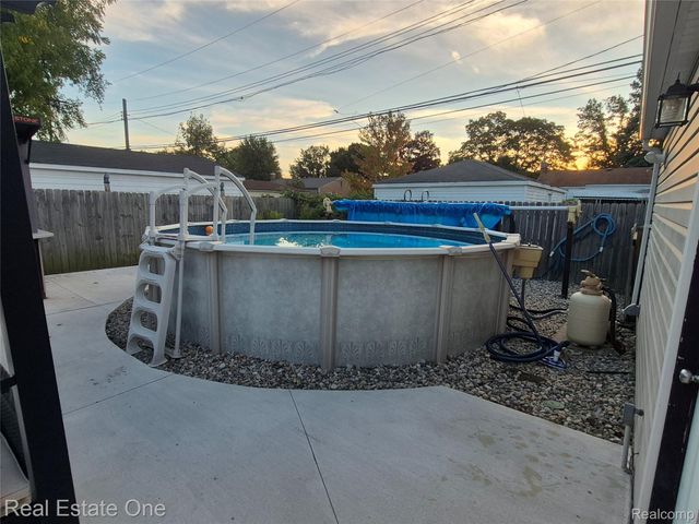 8312 Ziegler Street, Taylor, MI 48180