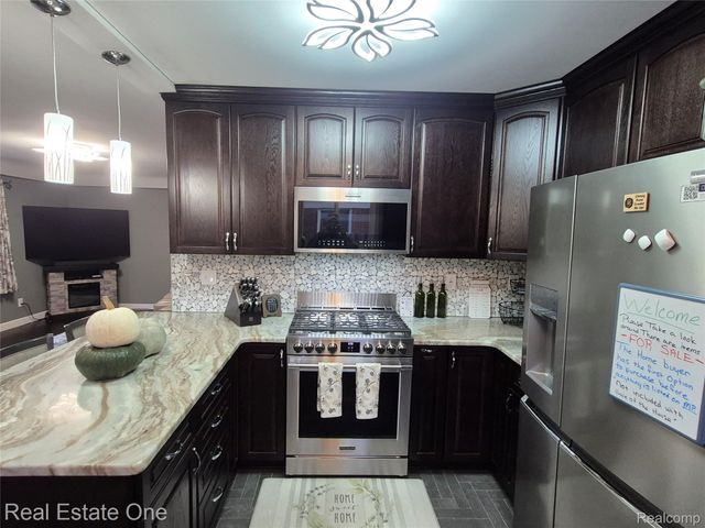 8312 Ziegler Street, Taylor, MI 48180