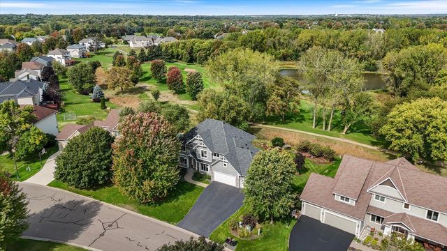 10520 Pinnacle Way, Woodbury, MN 55129
