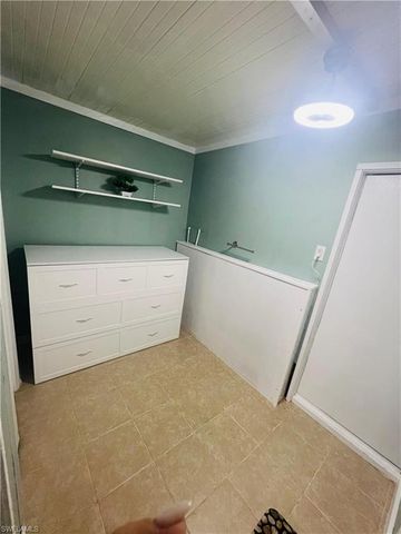 471 Palm DR # 310, Naples, FL 34114