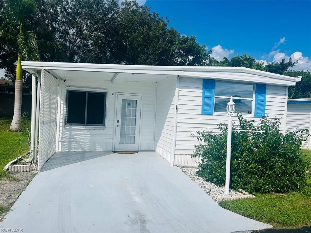 471 Palm DR # 310, Naples, FL 34114