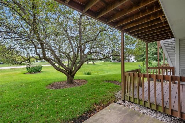 473 Nicole Drive B, Bartlett, IL 60103