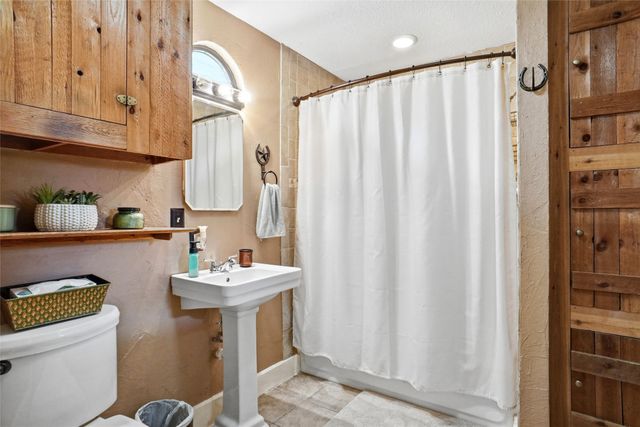 4987 Veal Station Road, Weatherford, TX 76085