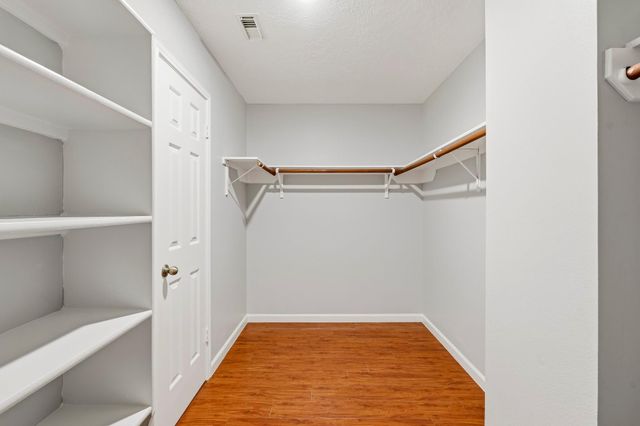 5815 Red River Drive, Dickinson, TX 77539