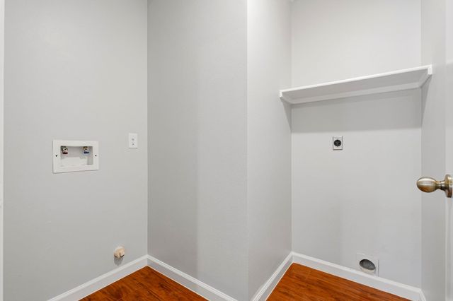 5815 Red River Drive, Dickinson, TX 77539